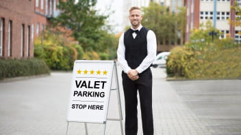 دخول مجاني 8 مرّات إلى صالات المطارات العالمية